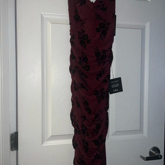 Lulus BRAND NEW Burgundy Dress - Picture 4 of 4